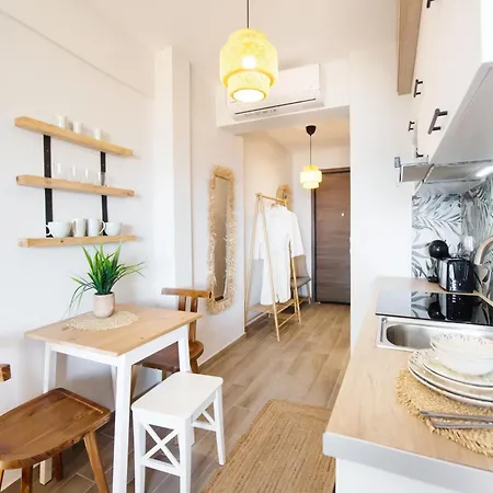Konstantinos Island View Apartment Nikiana